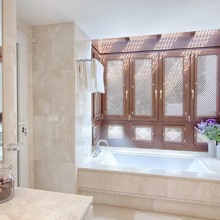 Hanami Alcazaba Penthouse * 에스테포나