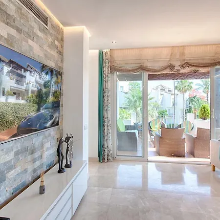 Hanami Alcazaba Penthouse 아파트 *