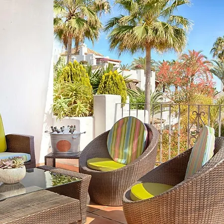 Hanami Alcazaba Penthouse * エステポナ