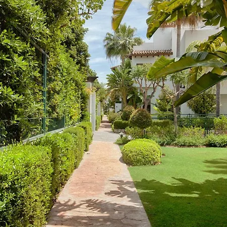 Hanami Alcazaba Penthouse * エステポナ